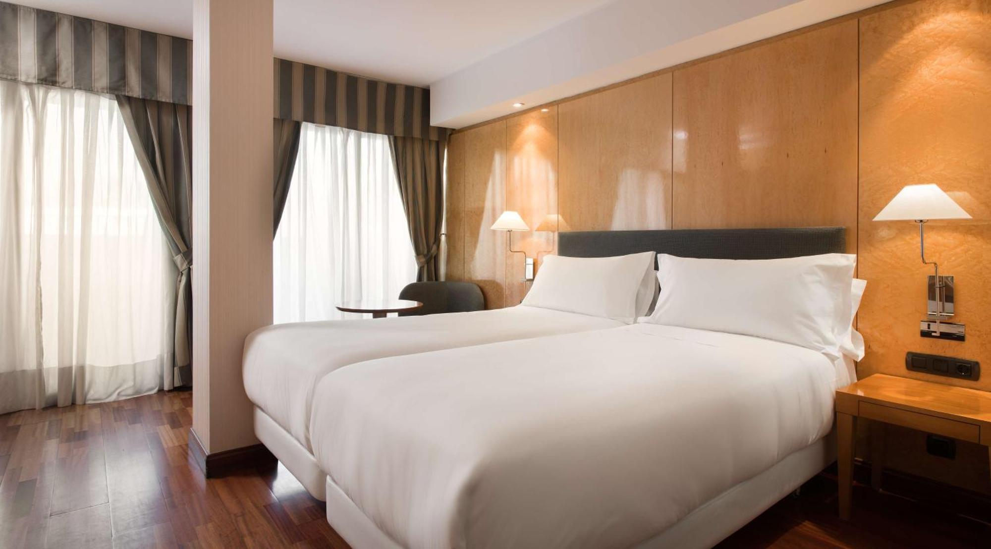 Nh Paseo De La Habana Hotel Madrid Eksteriør billede